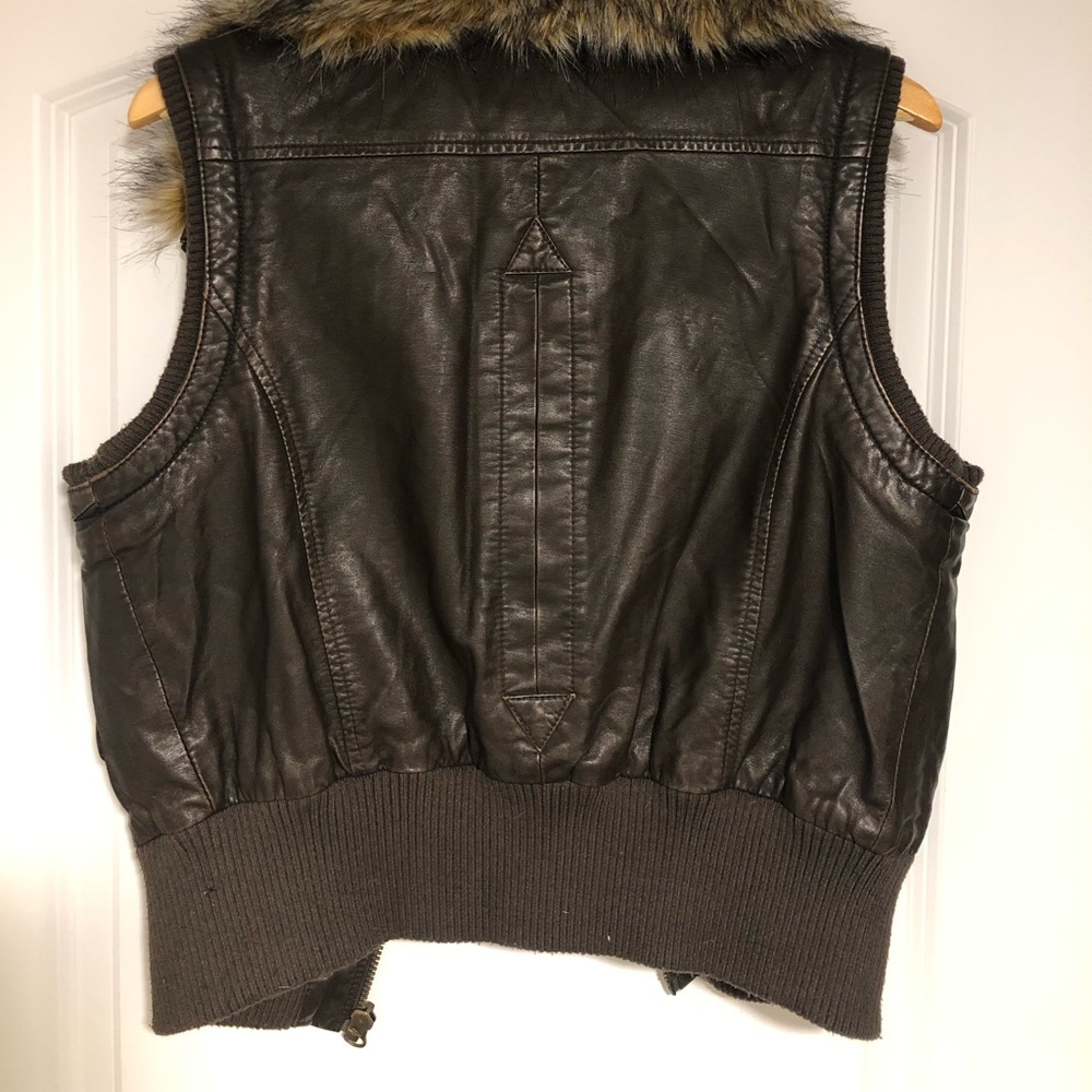 Brown leather vest with fur